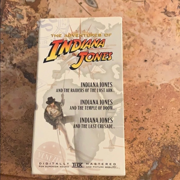 VHS Indiana Jones Collection - Picture 2 of 4